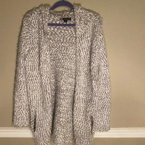 Comfy Grey Kadence Sweater - L
